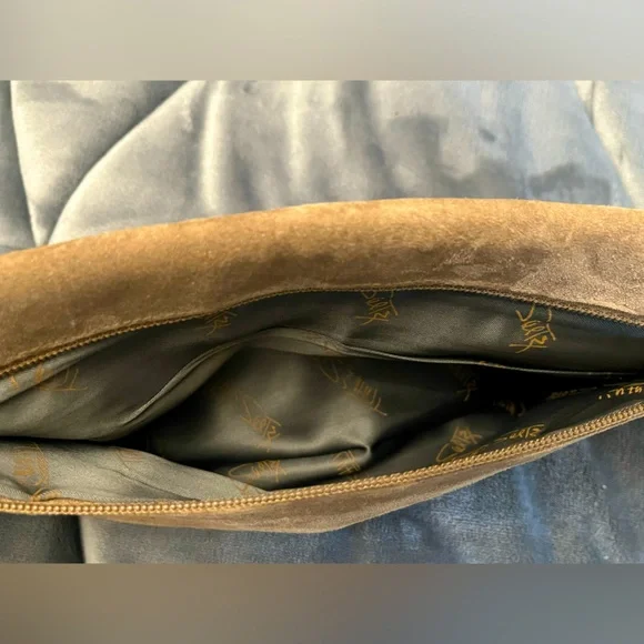 VTG Ruth Saltz Taupe/ Tan Suede Clutch with Snap Closure 13.5” x 7.5” - Picture 7 of 14